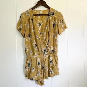 O’Neill Yellow Floral Boho Short Sleeve Romper Women's Medium